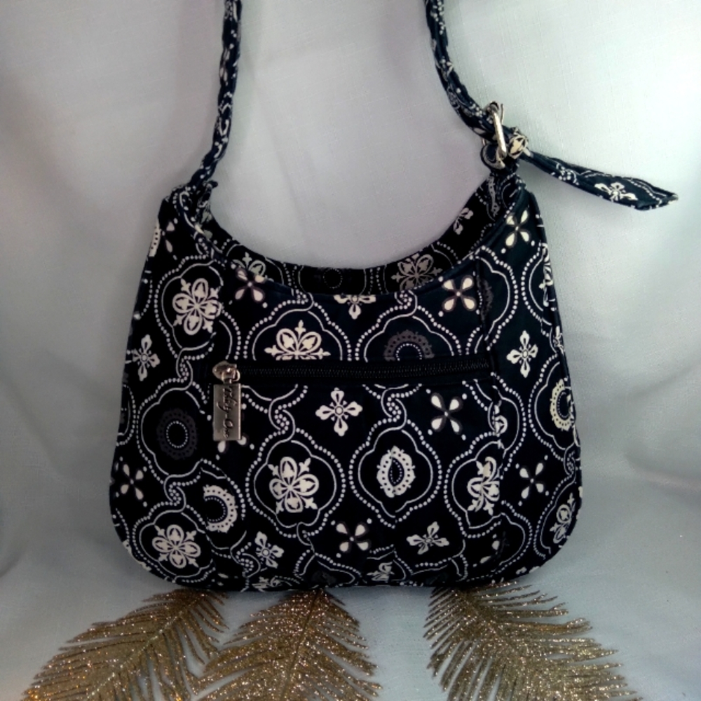 Black and white Thirty-one bag